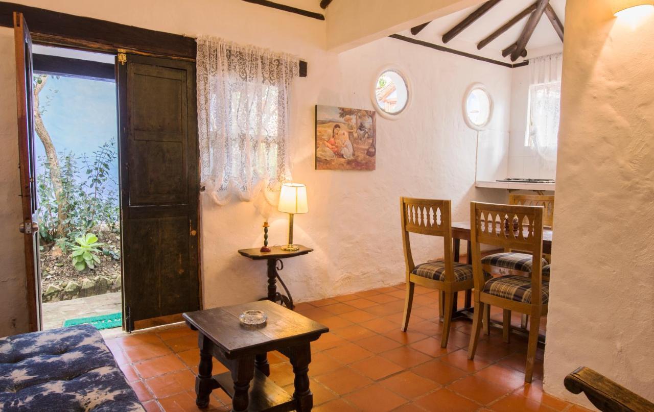 Hacienda Flamingo Guest House บียาเดเลย์บา ภายนอก รูปภาพ