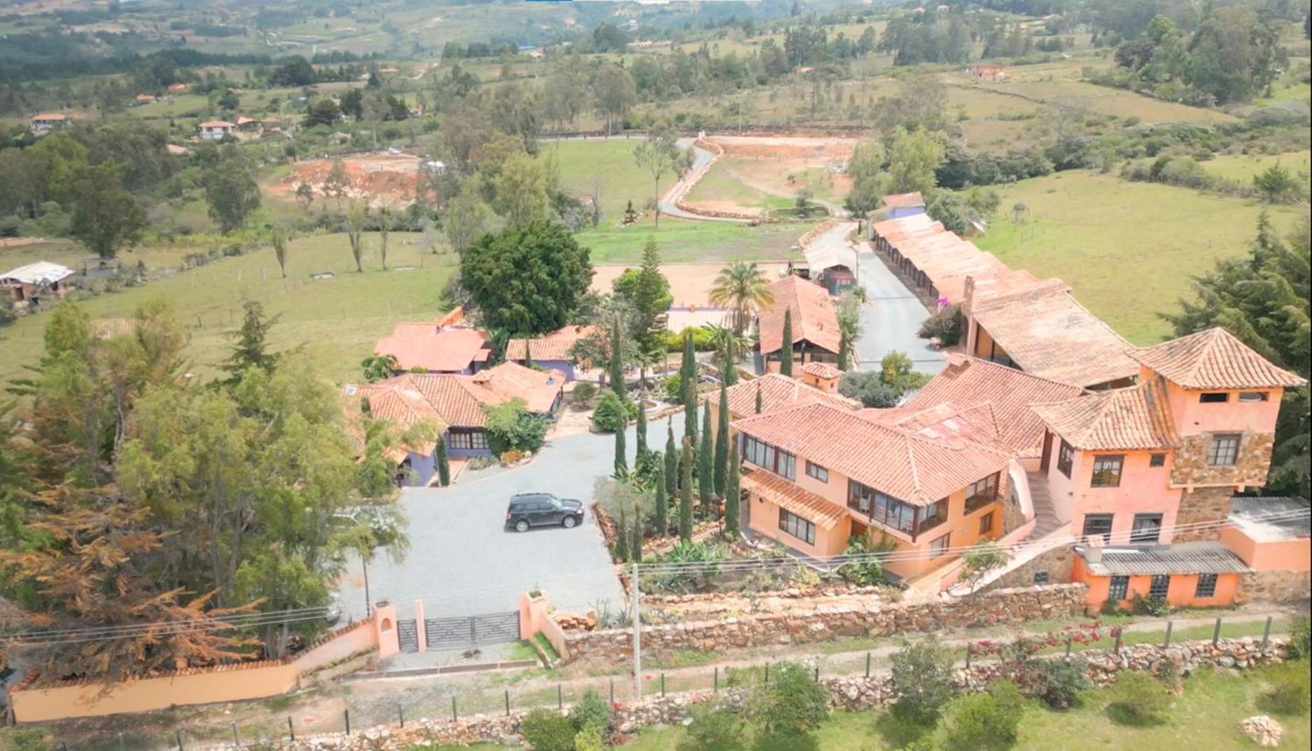 Hacienda Flamingo Guest House บียาเดเลย์บา ภายนอก รูปภาพ