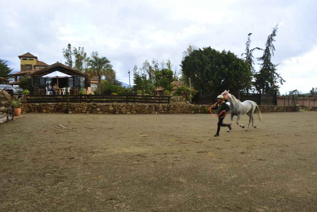 Hacienda Flamingo Guest House บียาเดเลย์บา ภายนอก รูปภาพ