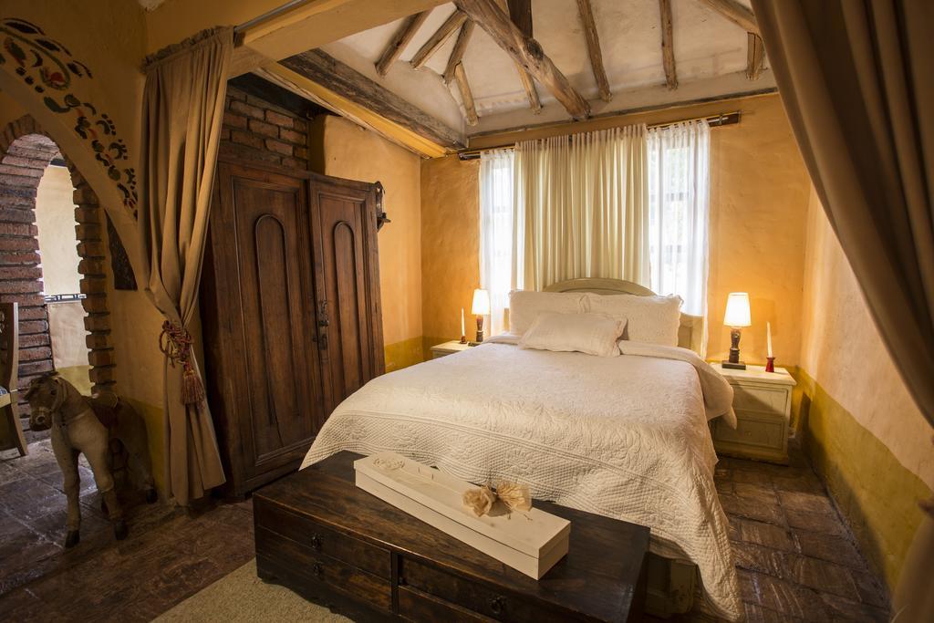 Hacienda Flamingo Guest House บียาเดเลย์บา ภายนอก รูปภาพ